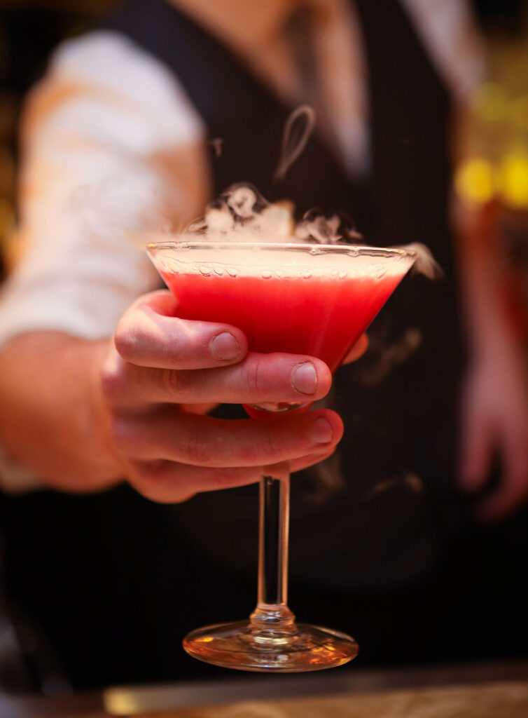 pink cocktail martini`